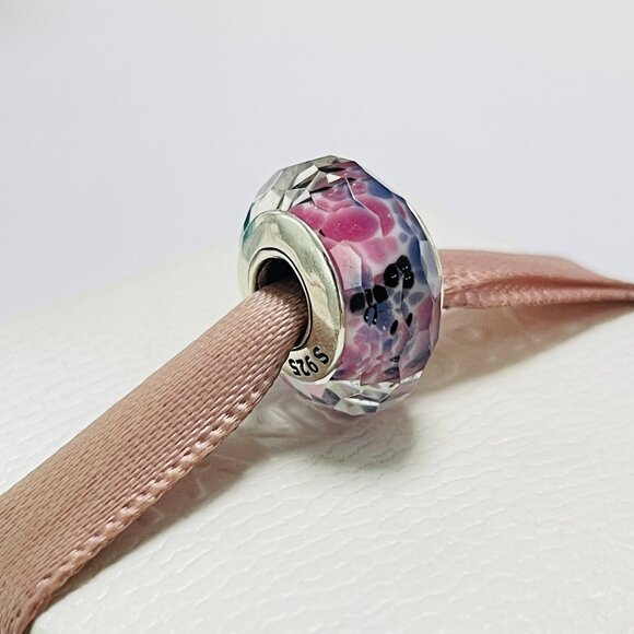 Pandora Light Purple Shimmering Glass Bead S925 sterling silver string ornament - Picture 3 of 4